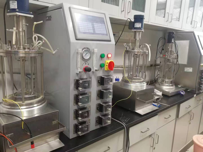 ���㲣�����͹޳���